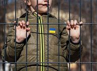 Навіщо Росія викрадає українських дітей та що робити постраждалим?