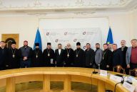 Рада Церков разом з омбудсменом закликає повернути в Україну всіх полонених і депортованих