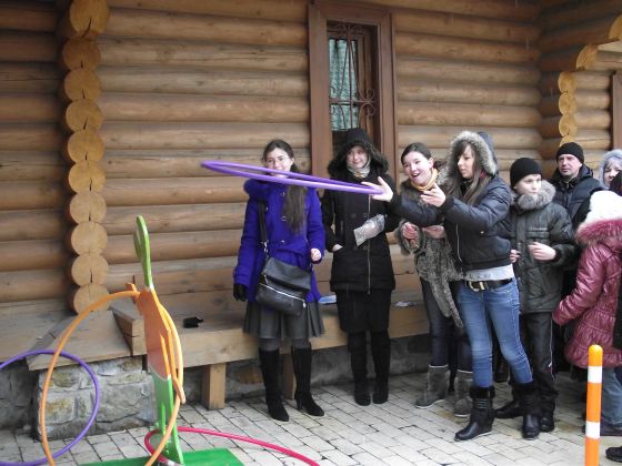 Дети из детского дома приняли участие в празднике Масленица (24)