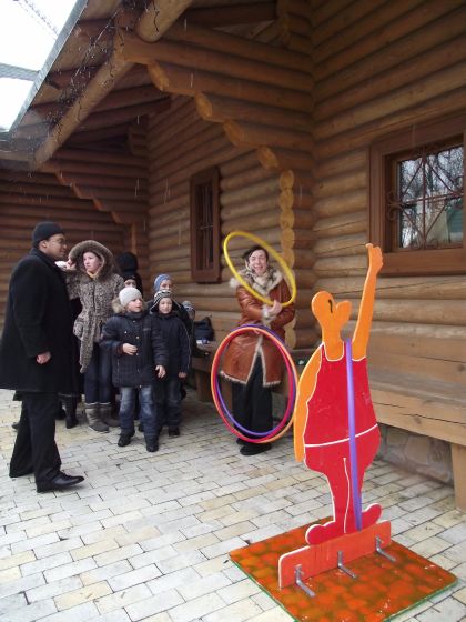 Дети из детского дома приняли участие в празднике Масленица (28)