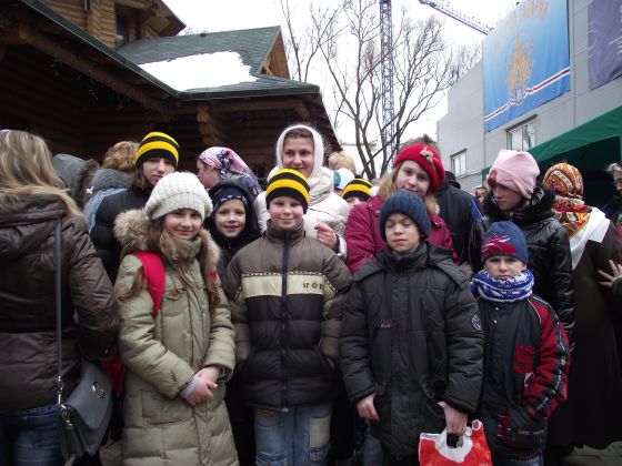 Дети из детского дома приняли участие в празднике Масленица (7)